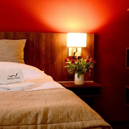 Hotel U Hada Zatec Eksteriør bilde
