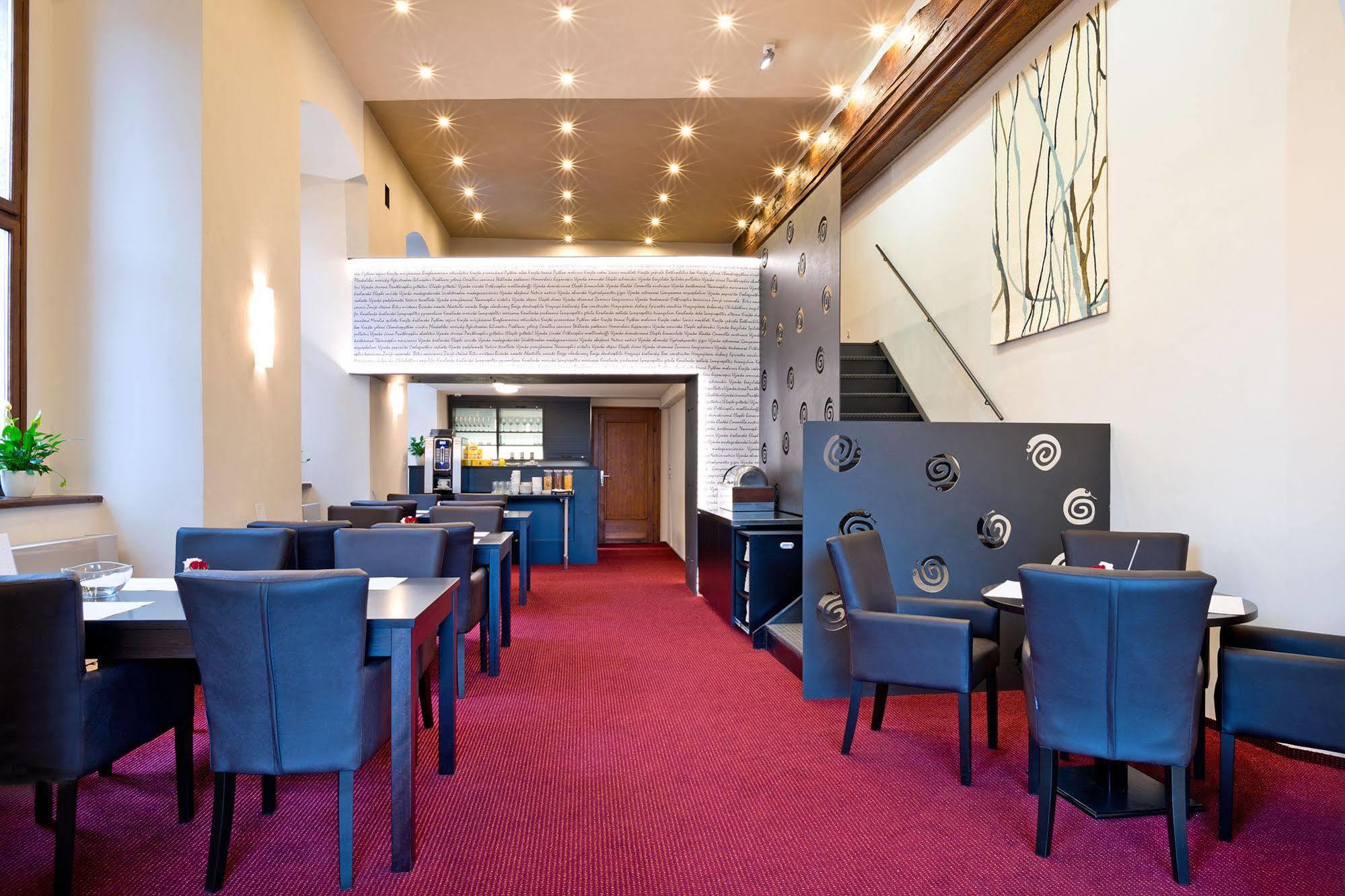 Hotel U Hada Zatec Eksteriør bilde