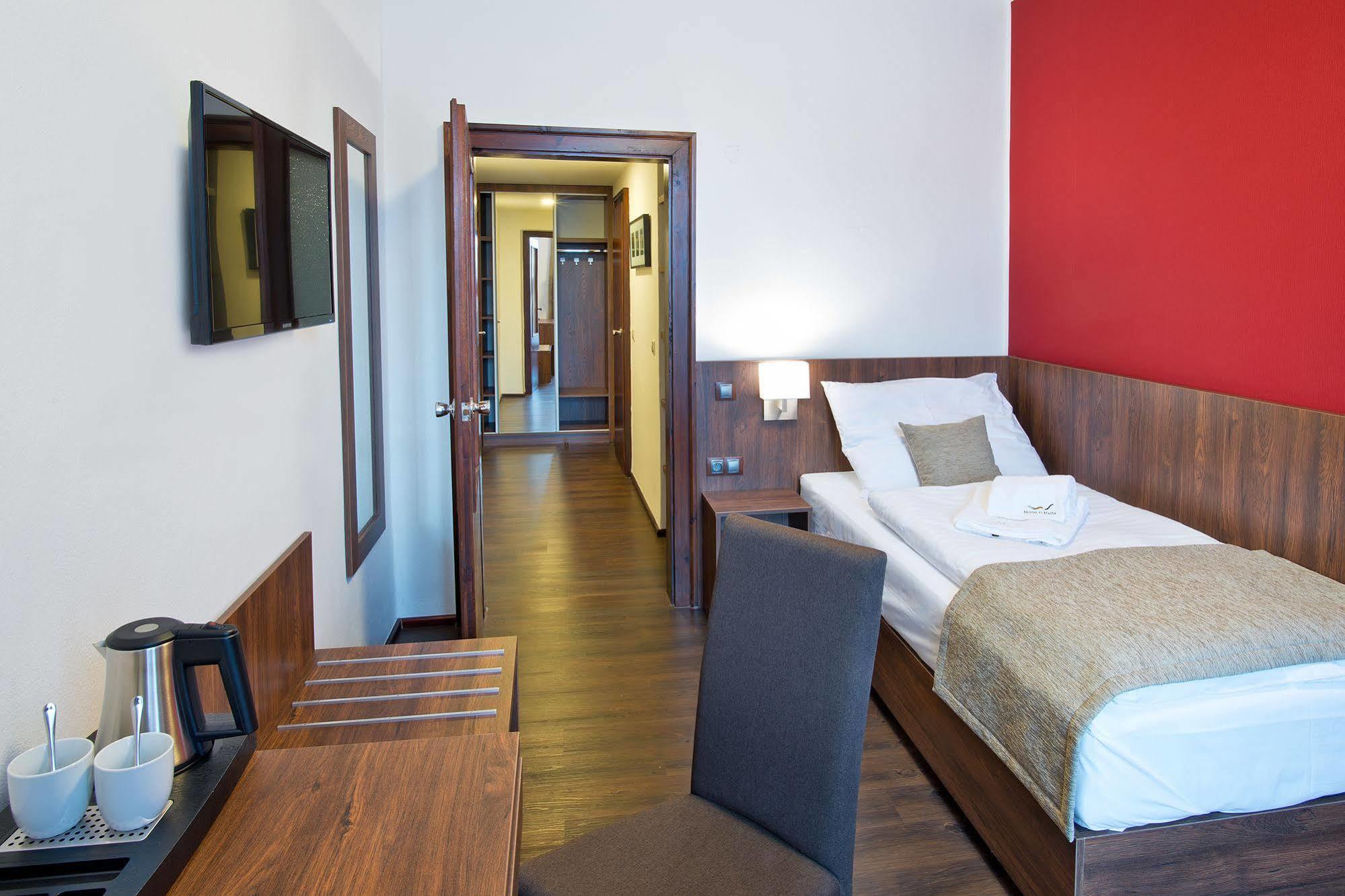 Hotel U Hada Zatec Eksteriør bilde