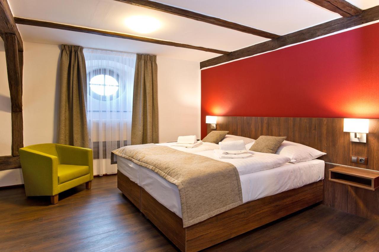 Hotel U Hada Zatec Eksteriør bilde