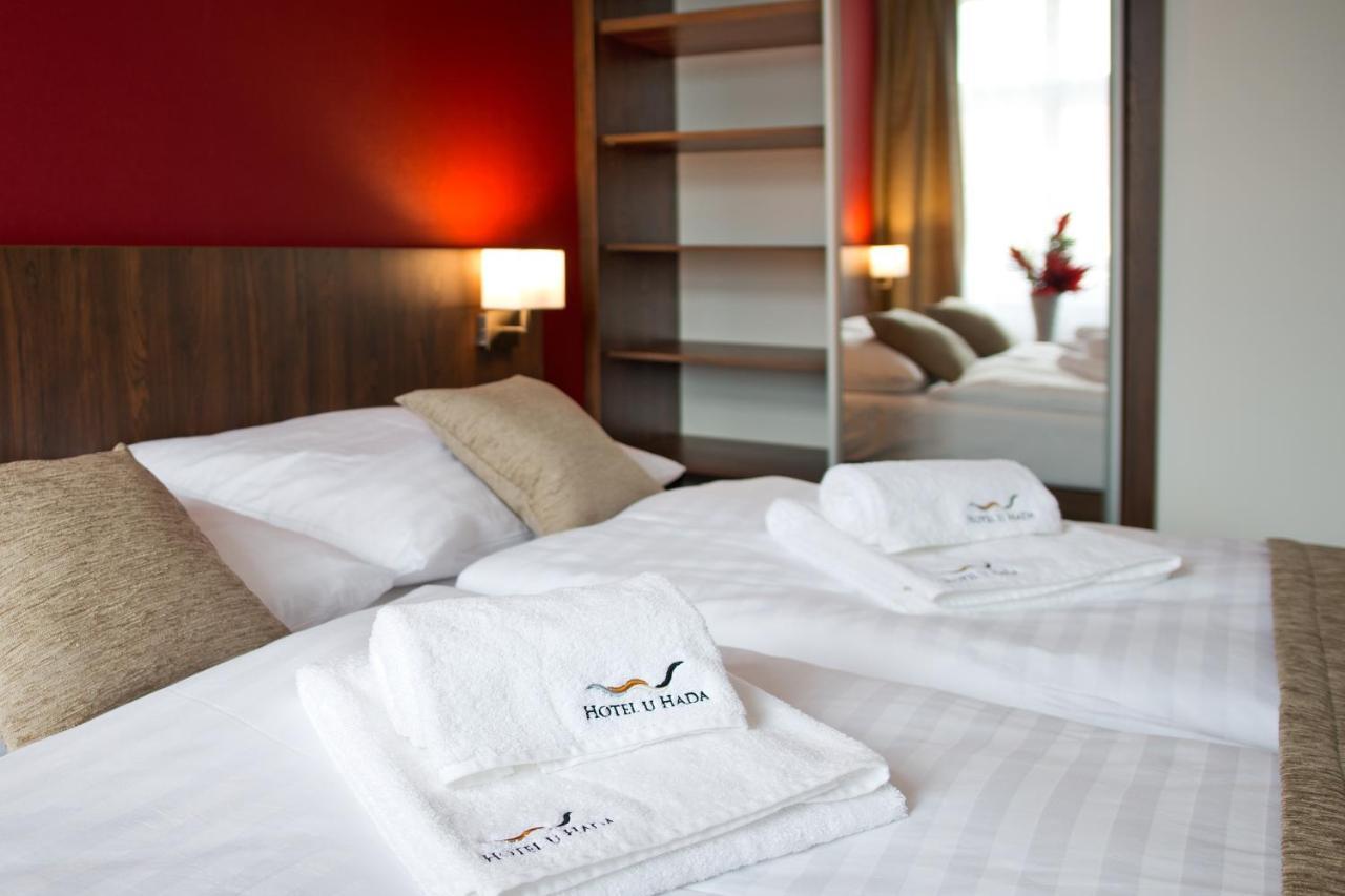 Hotel U Hada Zatec Eksteriør bilde